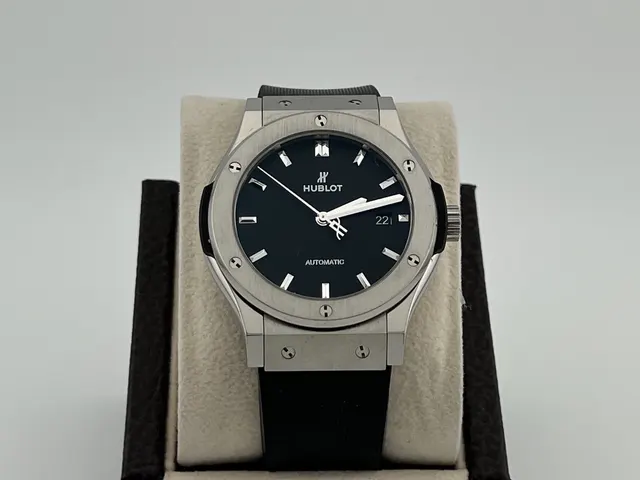 Hublot Classic Fusion 565.NX.1470.RX