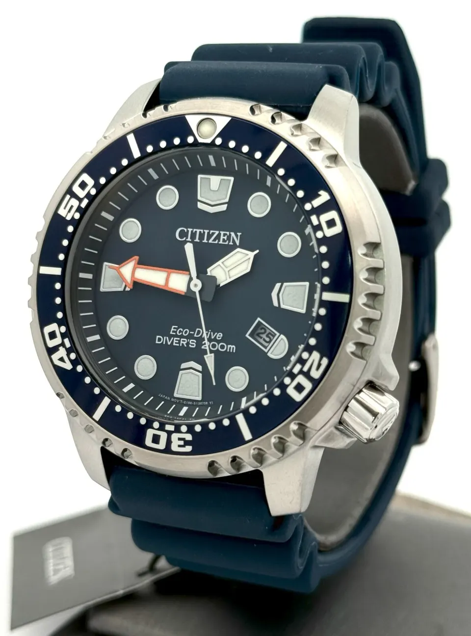 citizen promaster dive BN0151-09L