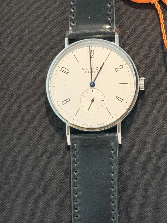NOMOS Tangente 164
