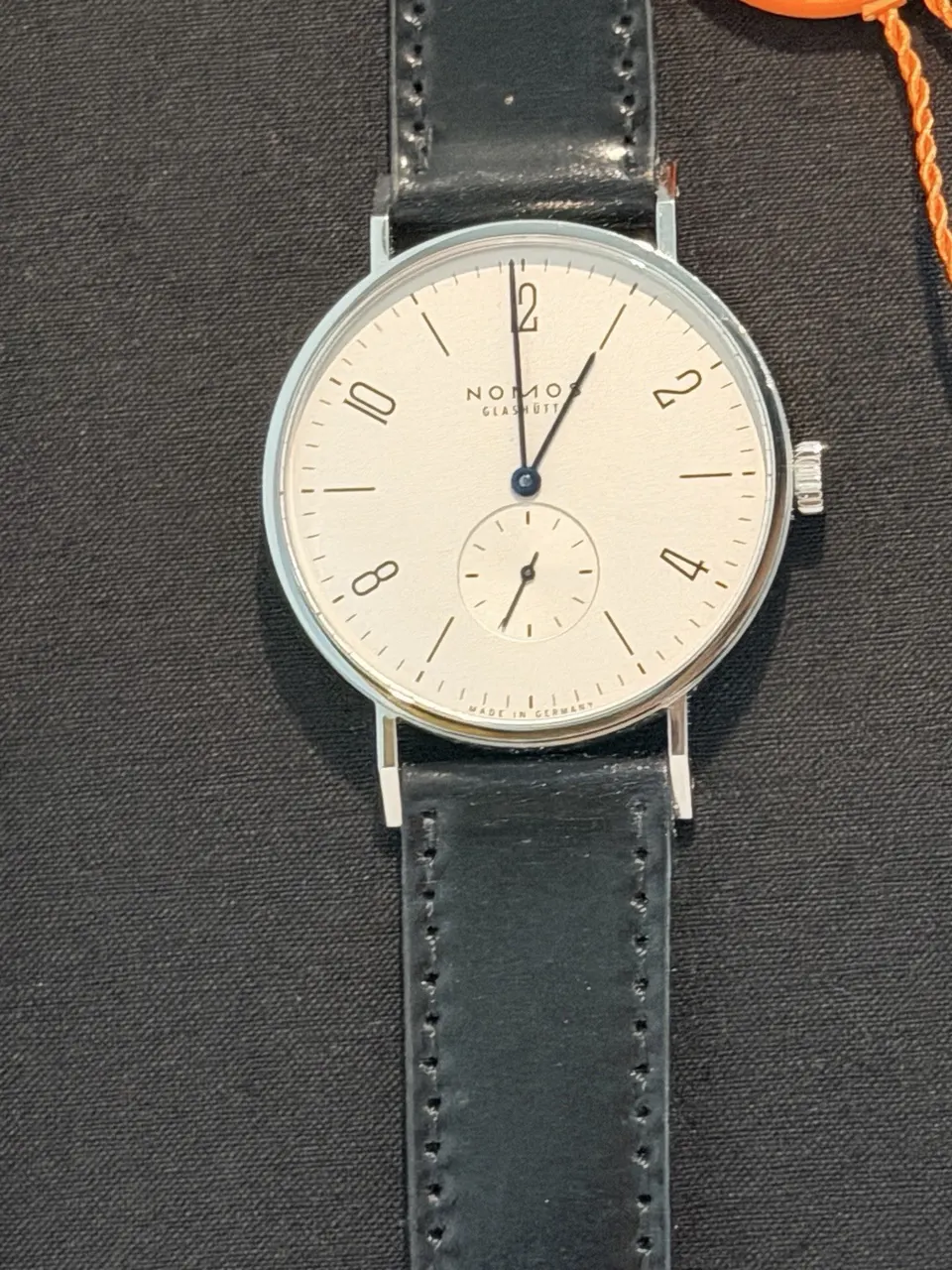 nomos tangente 164