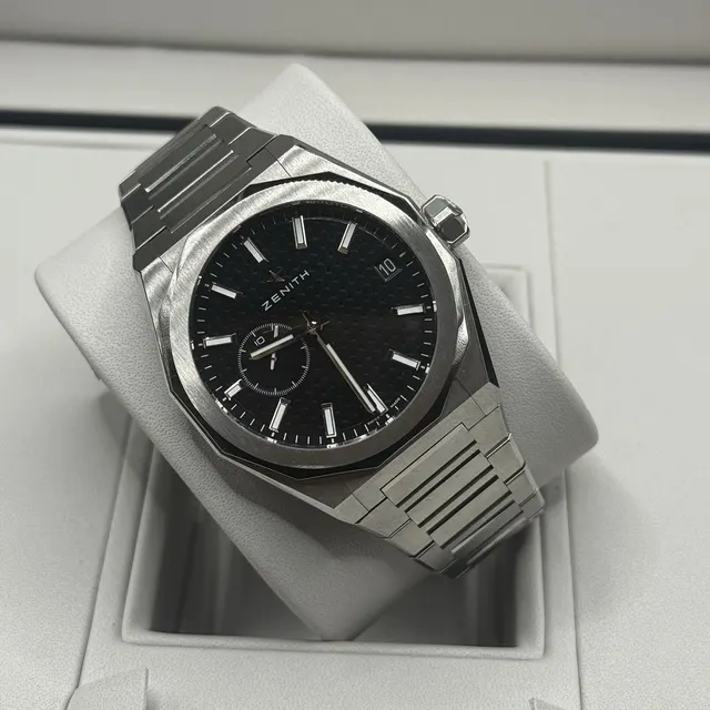 Zenith Defy Skyline 03.9300.3620-21.I001