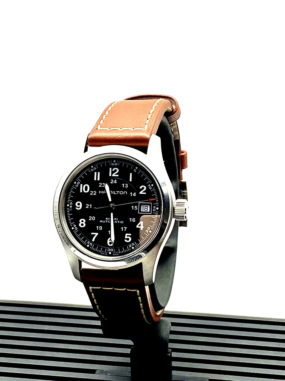 hamilton khaki field H70455533