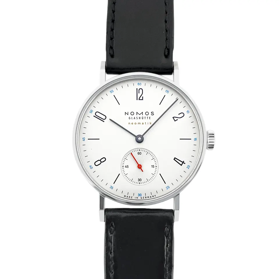 NOMOS Tangente