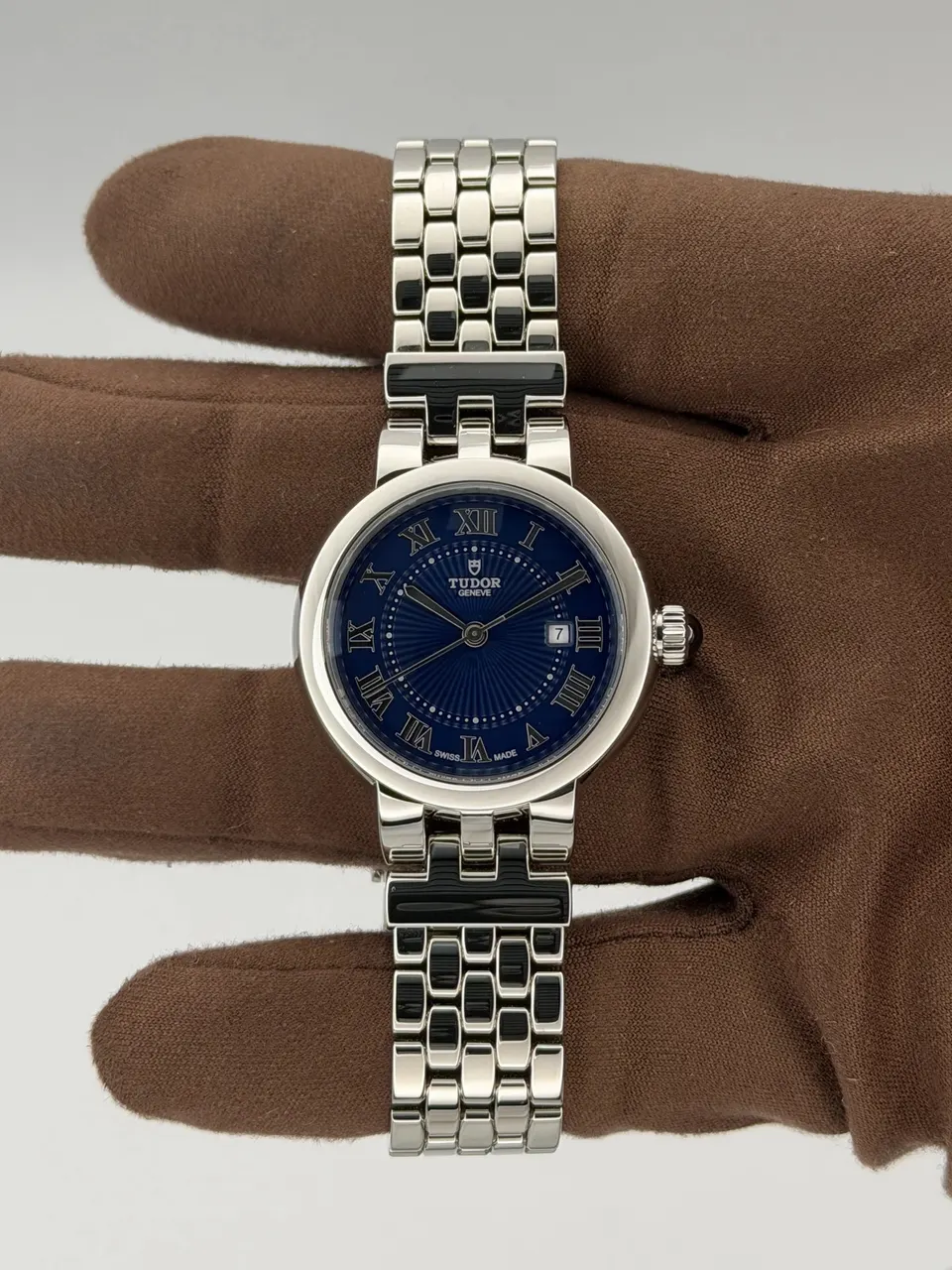 Tudor Clair de Rose