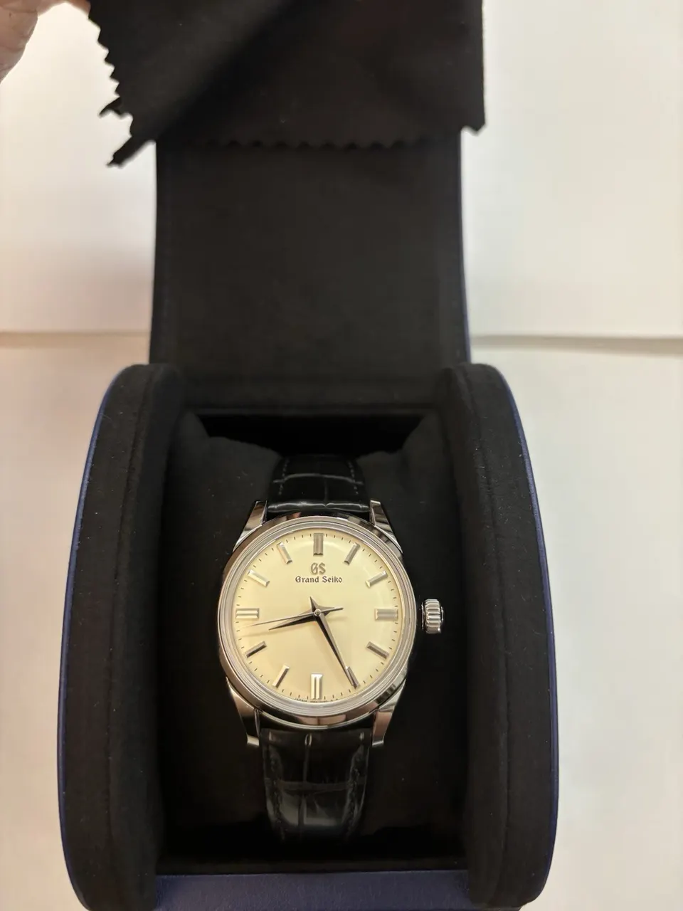 grand seiko elegance SBGW301