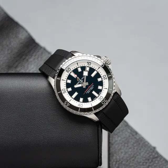 Breitling Superocean A17375211B1S1