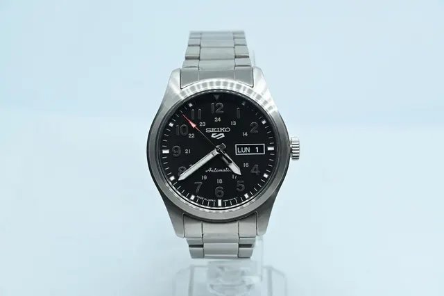 Seiko 5 Sports SRPG27
