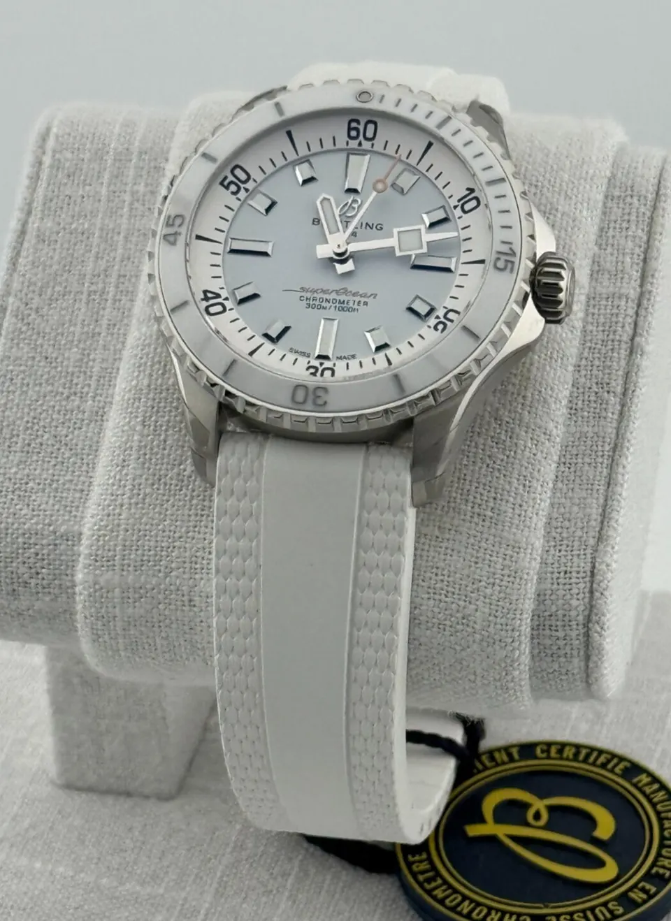breitling superocean A17377211A1S1